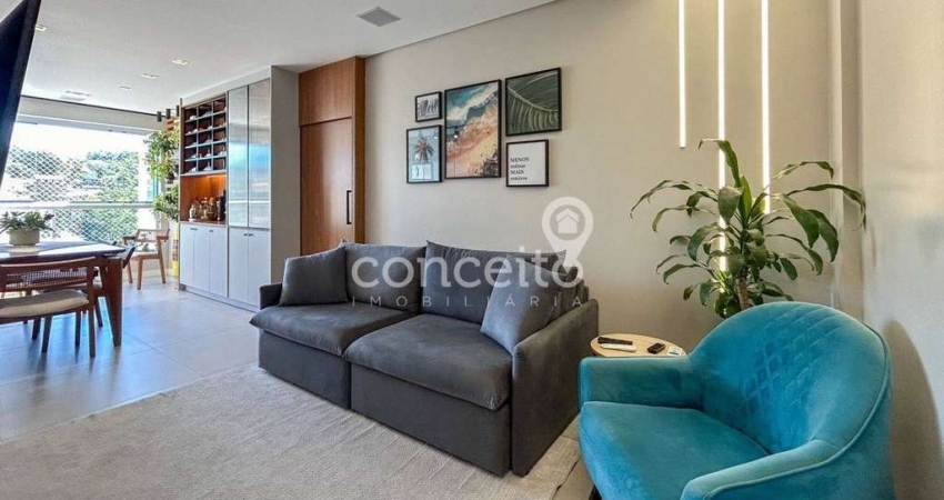 Apartamento com 3 Dormitórios e 2 Vagas na Escola Agrícola!