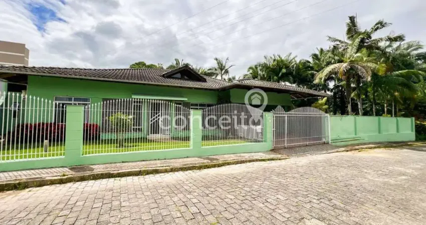 Casa com 3 quartos à venda no Garcia, Blumenau 