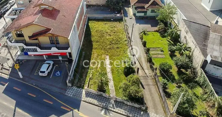 Terreno à venda no Velha, Blumenau 