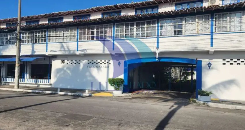 COD 1044-  Apartamento Duplex 2 qts cond.Frente canal - Portinho