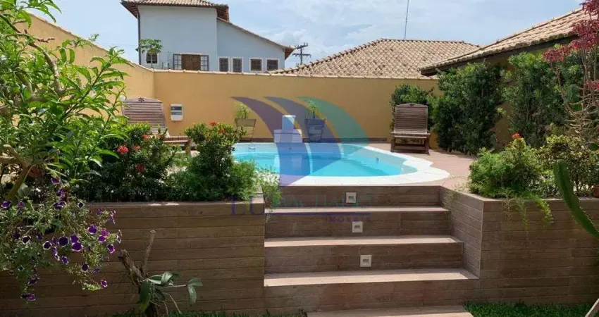 COD 1150 - VENDA - Casa com 3 Quartos com Piscina e Churrasqueira, Ogiva- Cabo Frio