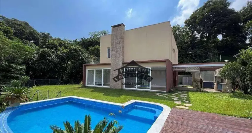 Casa Moderna e Sofisticada com Vista Panorâmica dentro de condomínio no Coração da Granja Viana