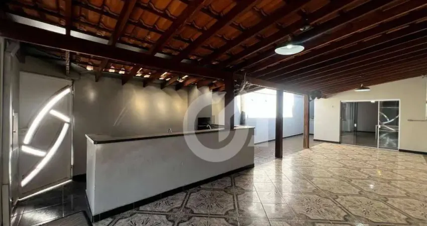 Casa com 3 dormitórios para alugar, 197 m² por R$ 3.915,34/mês - Parque Universitário - Americana/SP