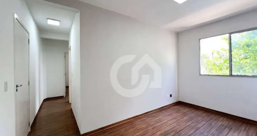 Apartamento com 2 dormitórios à venda, 52 m² por R$ 180.000,00 - Chácara Letônia - Americana/SP
