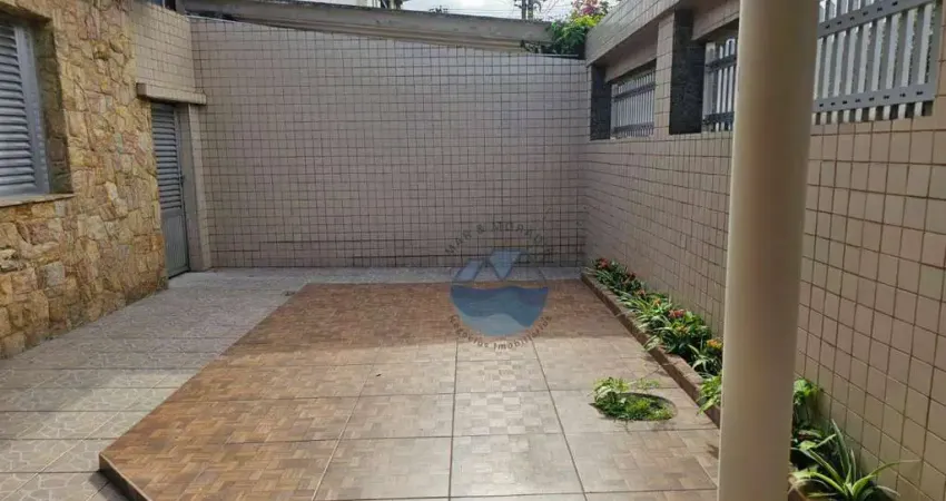 Casa com 3 dormitórios à venda, 192 m² por R$ 861.700,00 - Vila Valença - São Vicente/SP