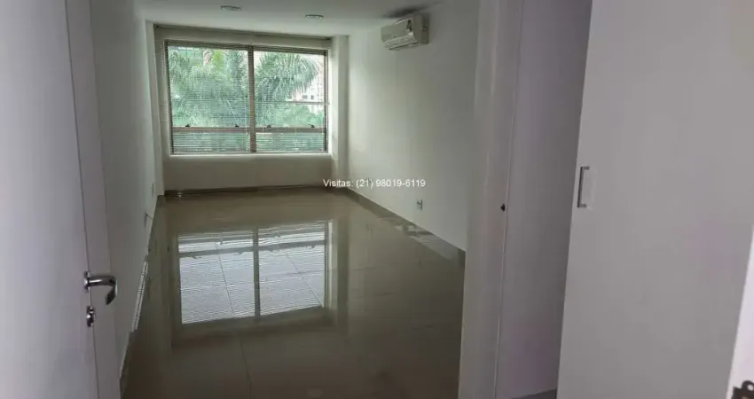 Sala comercial na Freguesia, Três Rios, no Ideale Offices, ótima localização