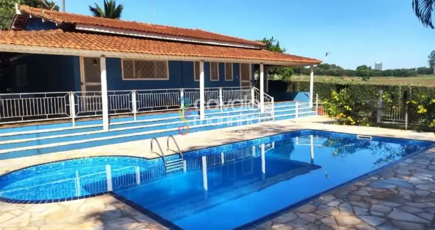Chácara à venda com 4 quartos e piscina, 420m² - Royal Park.