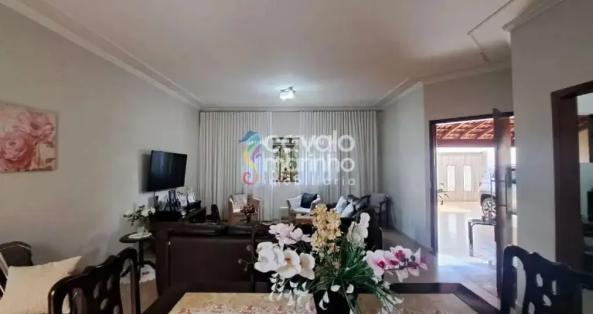 Casa à venda com 3 quartos e 4 vagas, 179m² - residencial e comercial palmares.
