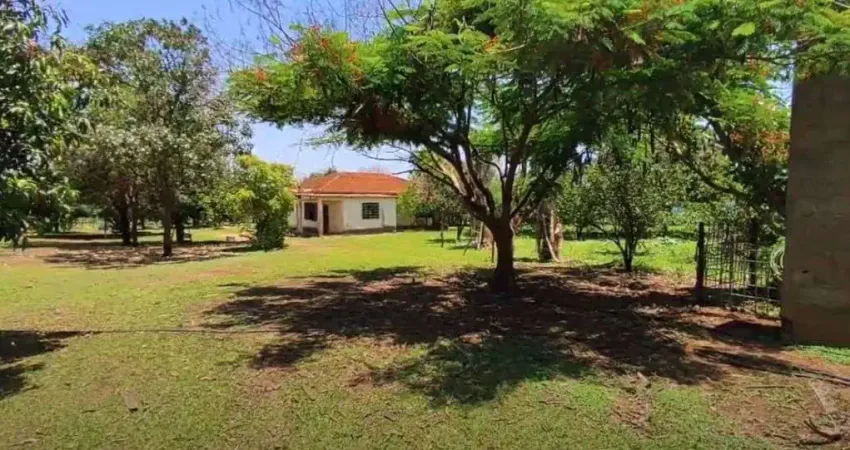 Sítio com 4 dormitórios à venda, 15000 m² por R$ 650.000,00 - Guatapará - Guatapará/SP