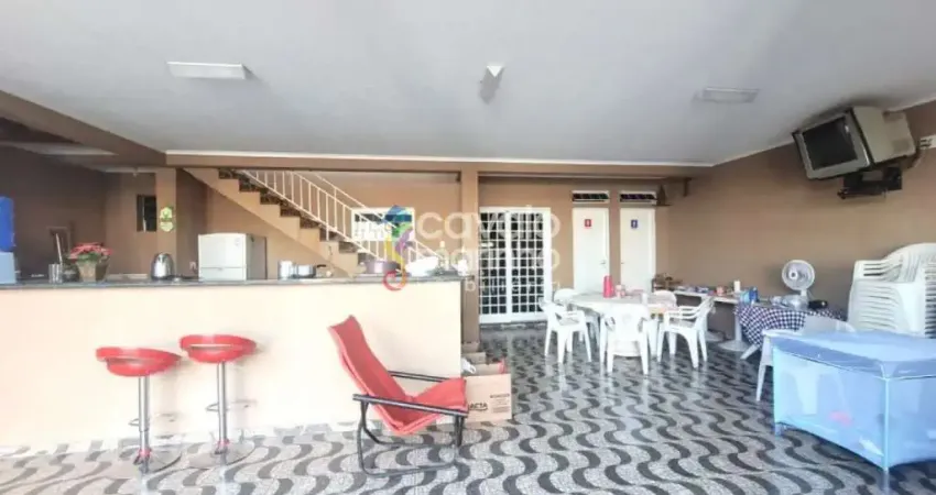 Casa à venda com 2 quartos, 270m² - Jardim Santa Cecília - Bonfim Paulista.