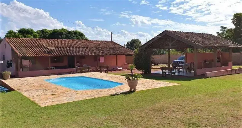 Chácara com 6 dormitórios à venda, 6100 m² por R$ 650.000,00 - Rural - Guatapará/SP
