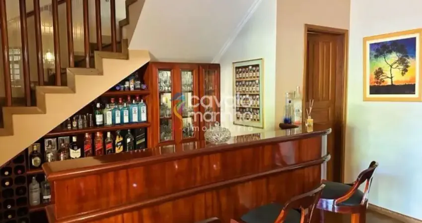 Casa à venda ou para alugar com 3 quartos, piscina e 5 vagas, 455 m² - Ribeirânia.