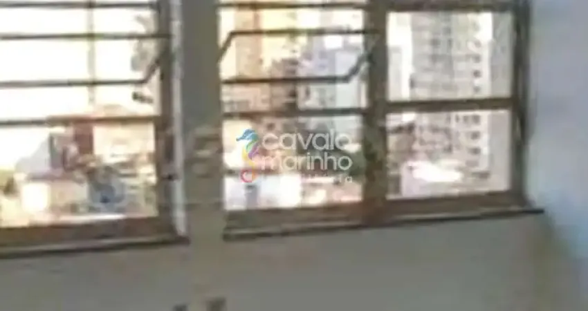 Sala à venda ou para alugar com banheiro, 34m² -  Edifício Jose Chúfalo - Centro.