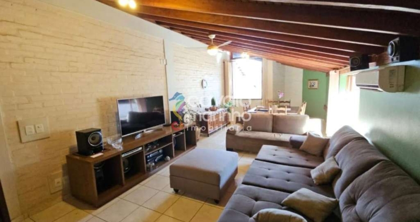 Casa à venda com 4 quartos, 431 m² - Condomínio Villa Real