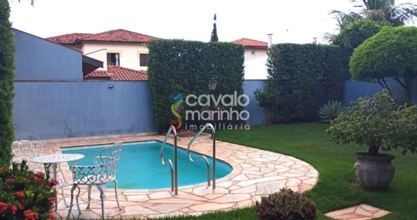 Casa à venda com 3 quartos, piscina 233 m² - Condomínio Santa Helena
