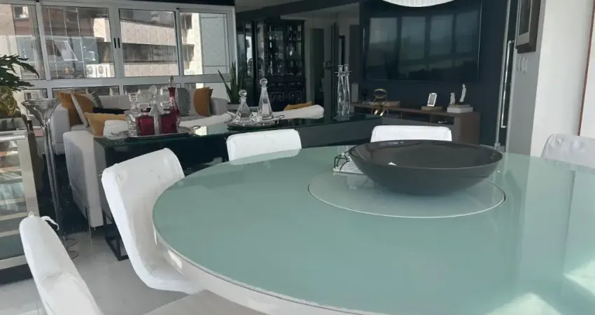 Apartamento, 160m2, av boa viagem com 03 vagas e piscina, melhor trecho de mar de boa viagem