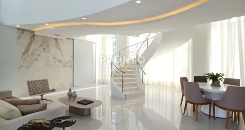 Casa de luxo mobiliada em condomínio fechado com 549 m² de área privativa!!