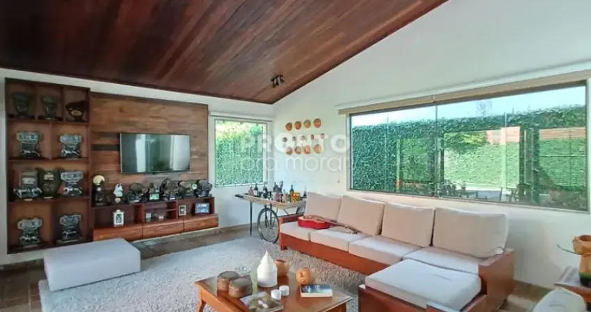 Casa 864m², com uma localização privilegiada na caxangá, 04 vagas