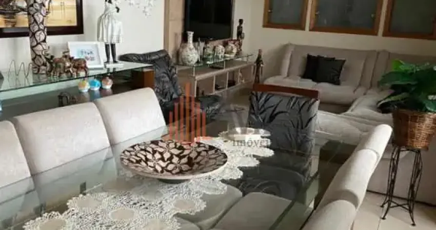 Sobrado Residencial 250 m² com 5 dormitórios, 2 suítes à Venda no Tatuapé