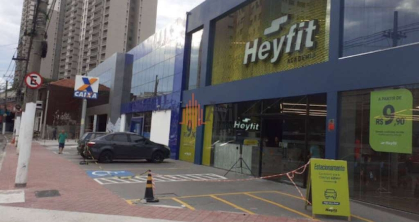 Prédio Comercial a venda na Vila Carrão com 2535m²  com renda !!