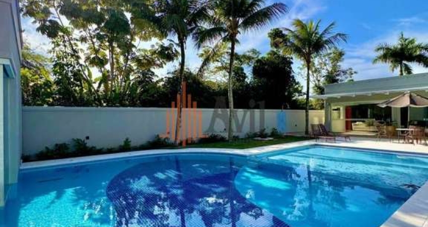 Casa de Condomínio 700m² com 5 suítes à Venda no Jardim Acapulco, Guarujá