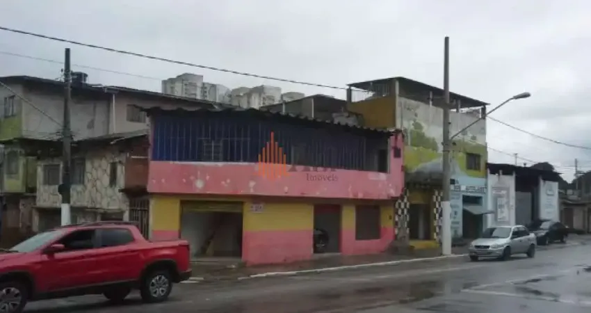 Casa comercial na Avenida Anhaia Mello, com 320m², sendo 3 Suítes com hidro