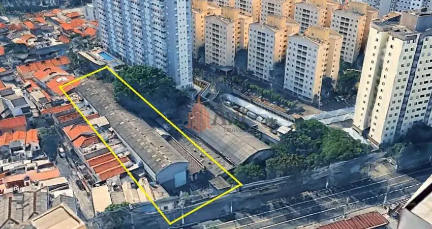 Galpão Comercial 1678m² para Venda ou Locação no Tatuapé