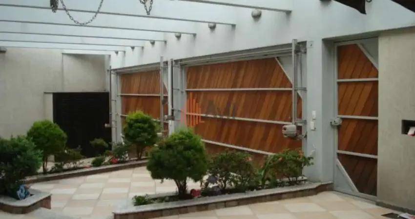 Sobrado Comercial 284m² com 4 suítes à Venda no Tatuapé