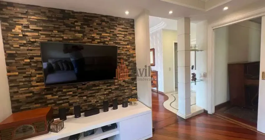 Apartamento  no Tatuapé de 189m2  a venda de  3 Quartos e 3 Suítes   4 vagas