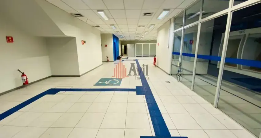 Prédio com 7 salas para alugar na Avenida Vereador Abel Ferreira, 110, Jardim Anália Franco, São Paulo