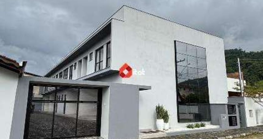 Casa Geminada para aluguel, 3 quartos, 2 suítes, 2 vagas, Ilha da Figueira - Jaraguá do Sul/SC