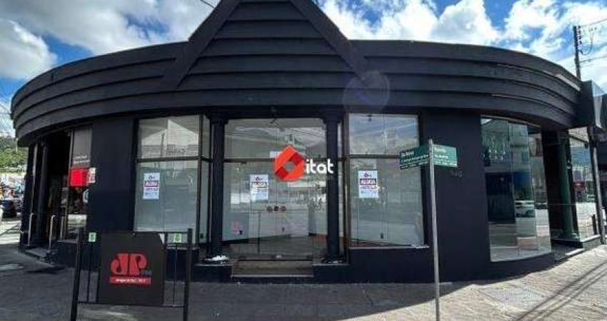 Sala Comercial de Esquina no Centro de Jaraguá – Excelente Visibilidade e Localização Privilegiada