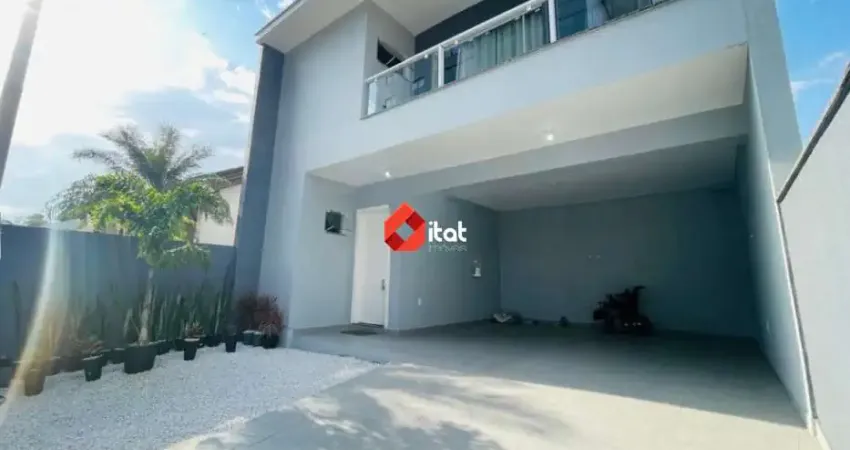 Casa à venda, 3 quartos, 3 suítes, 2 vagas, Centro - Jaraguá do Sul/SC