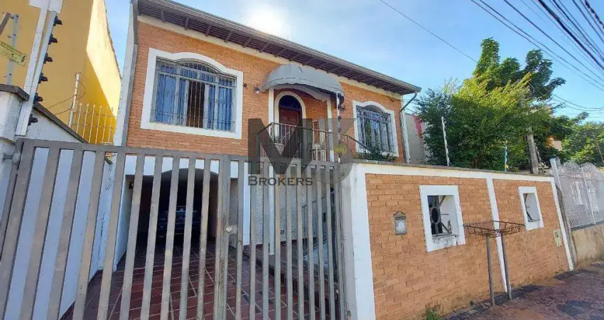 Casa à venda em Campinas, Jardim Guanabara, com 4 quartos, com 215 m²