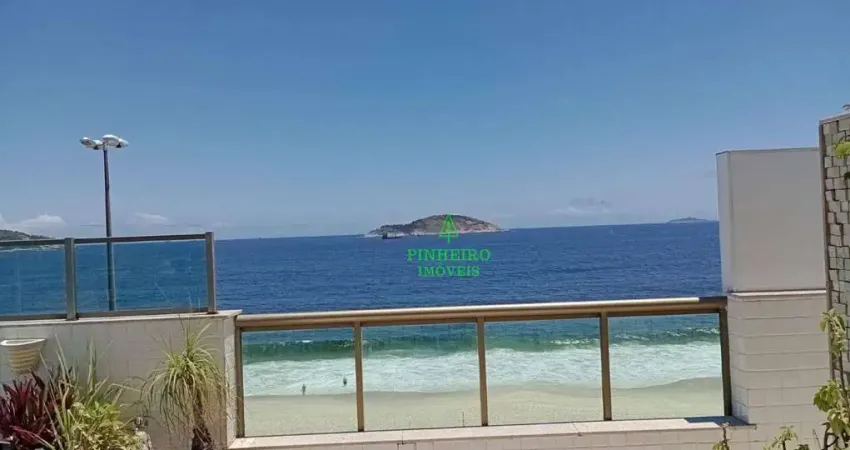 Cobertura com 3 dormitórios à venda, 290 m² por R$ 2.500.000,00 - Piratininga - Niterói/RJ