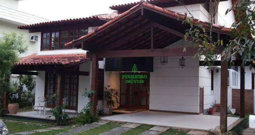 Casa com 3 dormitórios à venda, 300 m² por R$ 1.850.000,00 - Piratininga - Niterói/RJ
