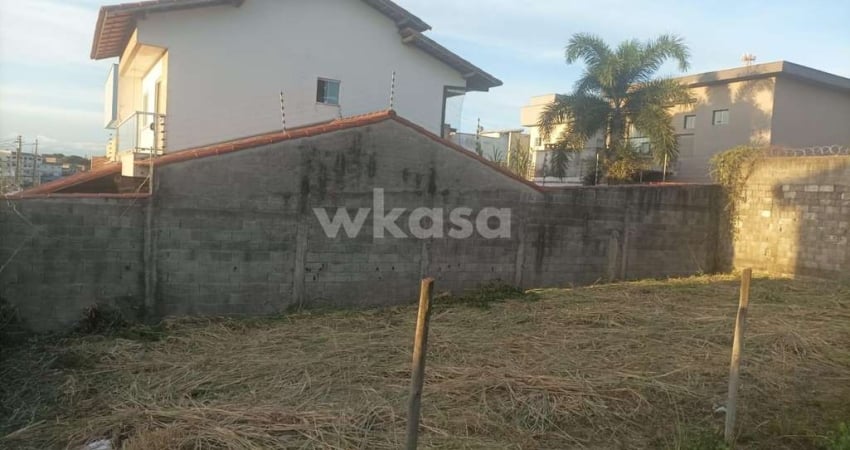 Terreno à venda no Colina de Laranjeiras, Serra 