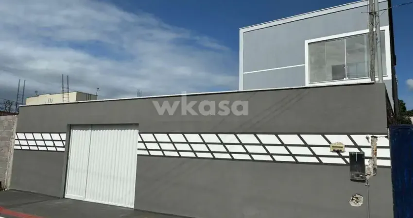 Casa em São Francisco  -  Serra