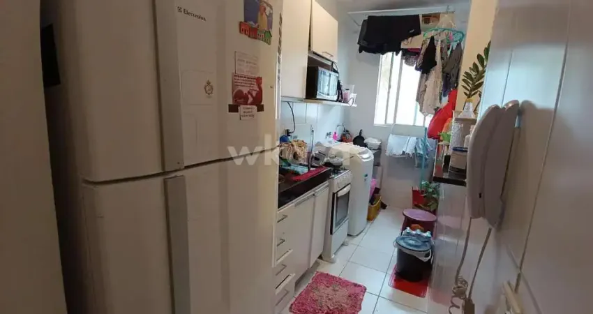 Apartamento em Colina de Laranjeiras  -  Serra