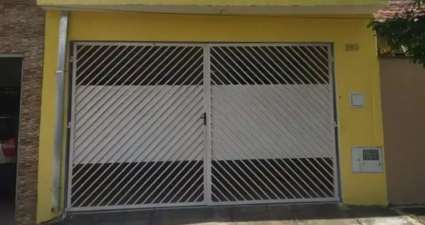 Sobrado para Venda em Cachoeira Paulista, Jardim Europa, 3 dormitórios, 2 suítes, 1 banheiro