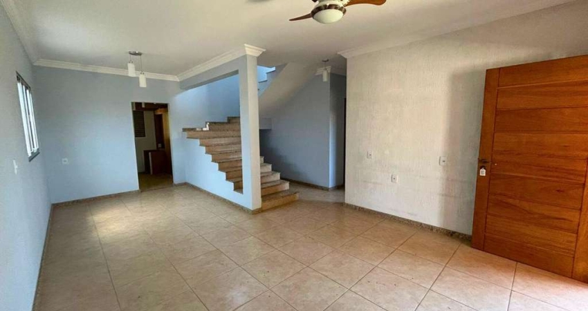 Casa para Venda em Cachoeira Paulista, Jardim Nova Cachoeira, 3 dormitórios, 1 suíte, 3 banheiros