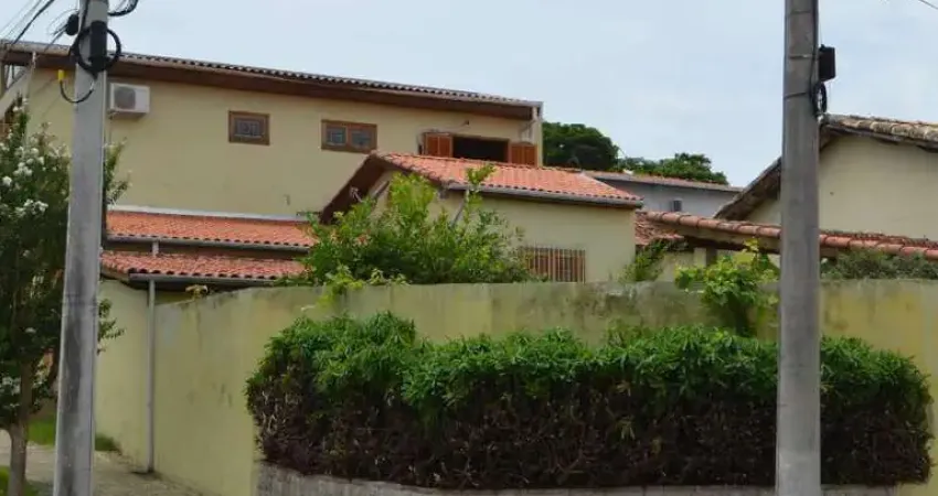 Casa para venda em cachoeira paulista, parque primavera, 3 dormitórios, 1 suíte, 2 banheiros, 2 vagas