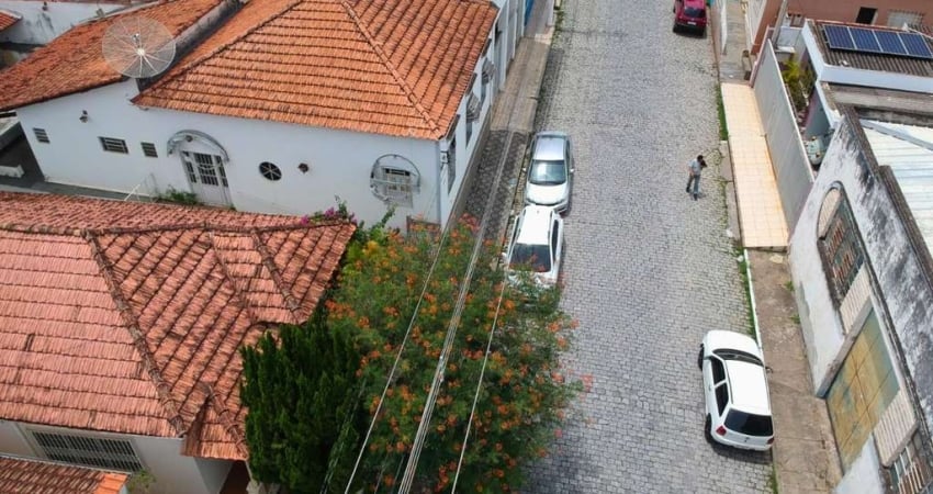Casa para Venda em Cachoeira Paulista, Centro, 3 dormitórios, 1 banheiro