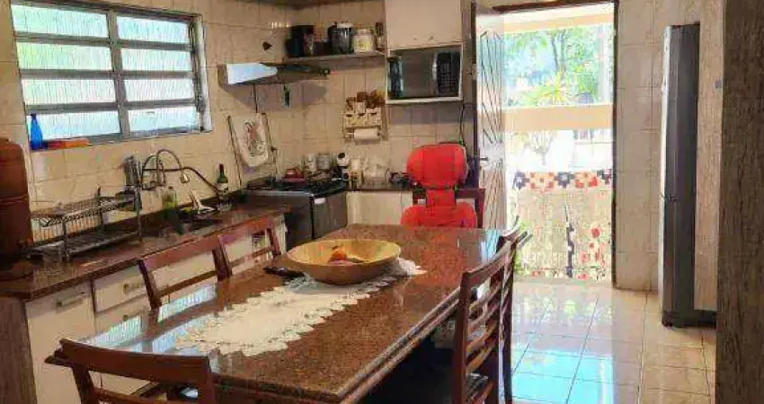 Sobrado com 3 dormitórios à venda, 162 m² por R$ 600.000,00 - Cipava - Osasco/SP