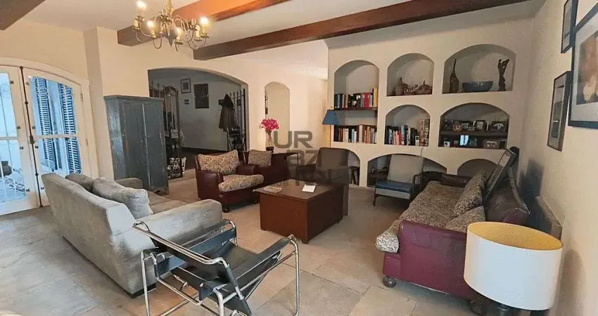 Casa à venda 3 Quartos 1 Suite 3 Vagas 368M² Alto de Pinheiros São Paulo - SP