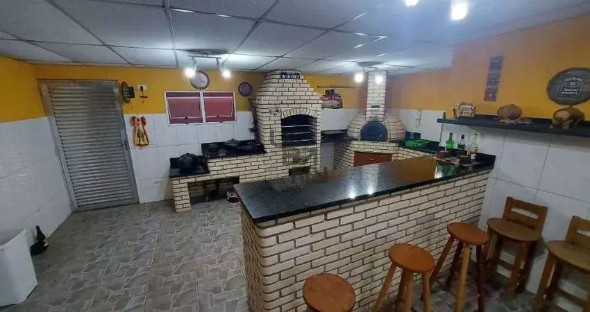 Sobrado com 3 dormitórios à venda, 450 m² por R$ 890.000,00 - Pestana - Osasco/SP