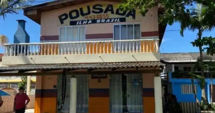 Casa com 3 quartos à venda no Imperador, Itapoá 