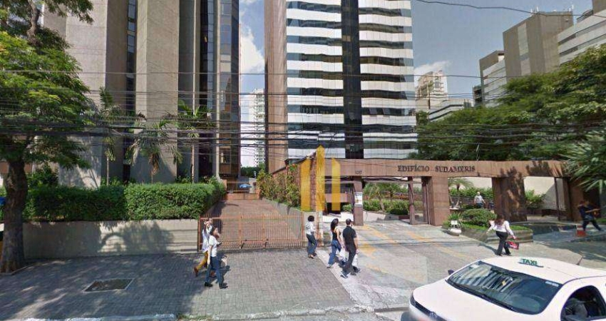 Conjunto para alugar, 206 m² por R$ 18.746,75/mês - Cidade Monções - São Paulo/SP