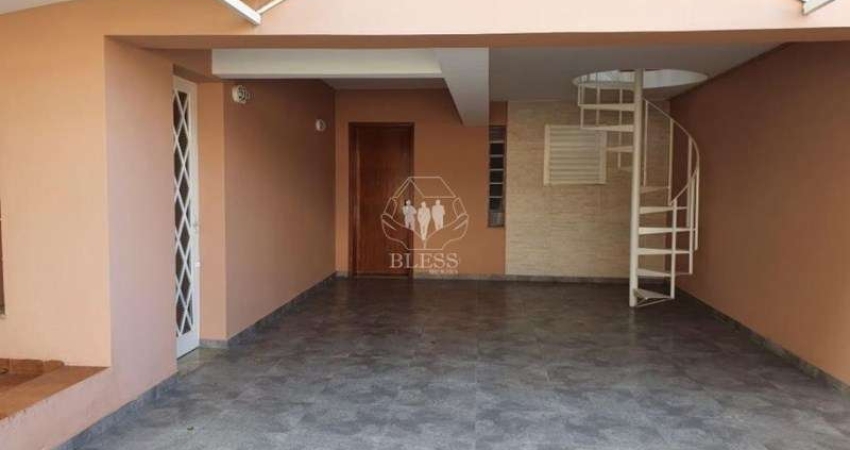 CASA DE RUA PARA VENDA, RECÉM REFORMADA NO BAIRRO VILA SÃO JOSÉ (VÁRZEA PAULISTA) COM 3 DORMITÓRIOS, SENDO UMA SUÍTE E QUINTAL