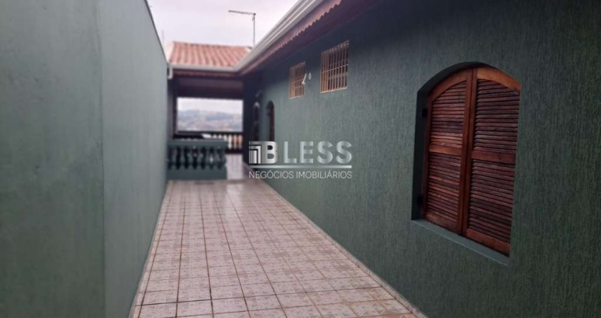 Casa com 3 quartos à venda na Rua Vigario Alfonso Nikrakc, 273, Jardim Cruz Alta, Várzea Paulista